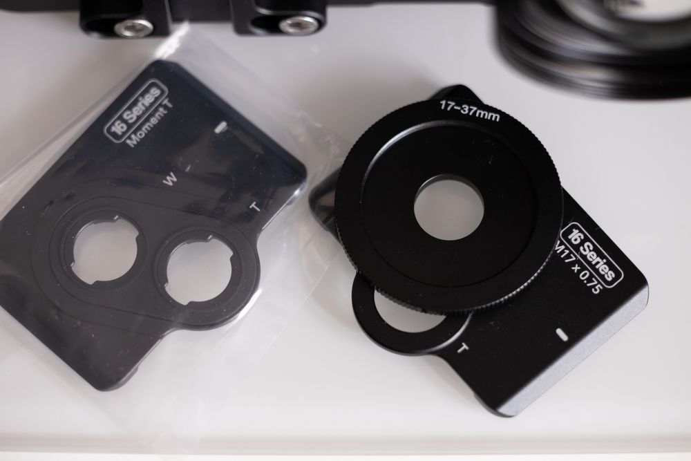 Obudowa BEASTGRIP do iphone 16 Pro