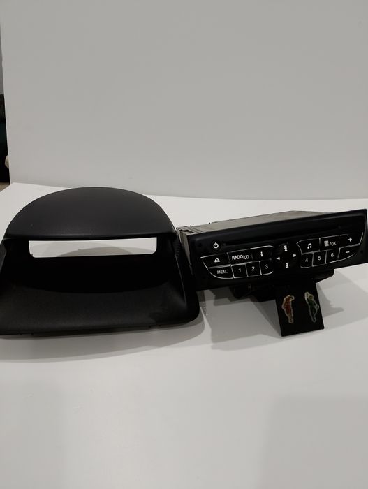 Autoradio CD MP3 e moldura d  display Renault Clio 3