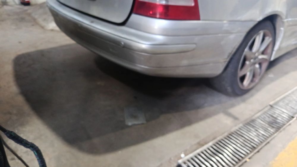 Pára-choques trás MERCEDES-BENZ Classe C Carrinha (S203)