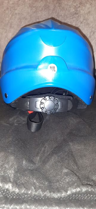 Шлем зимний спортивный