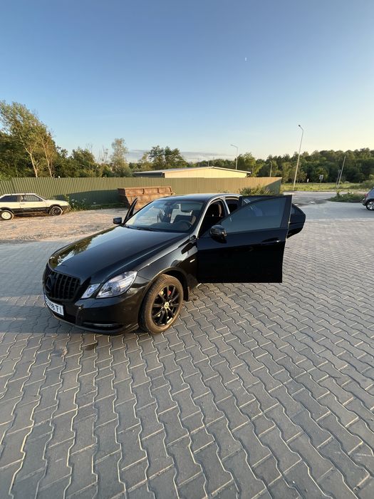 Mercedes-benz w212 e250  2.2d