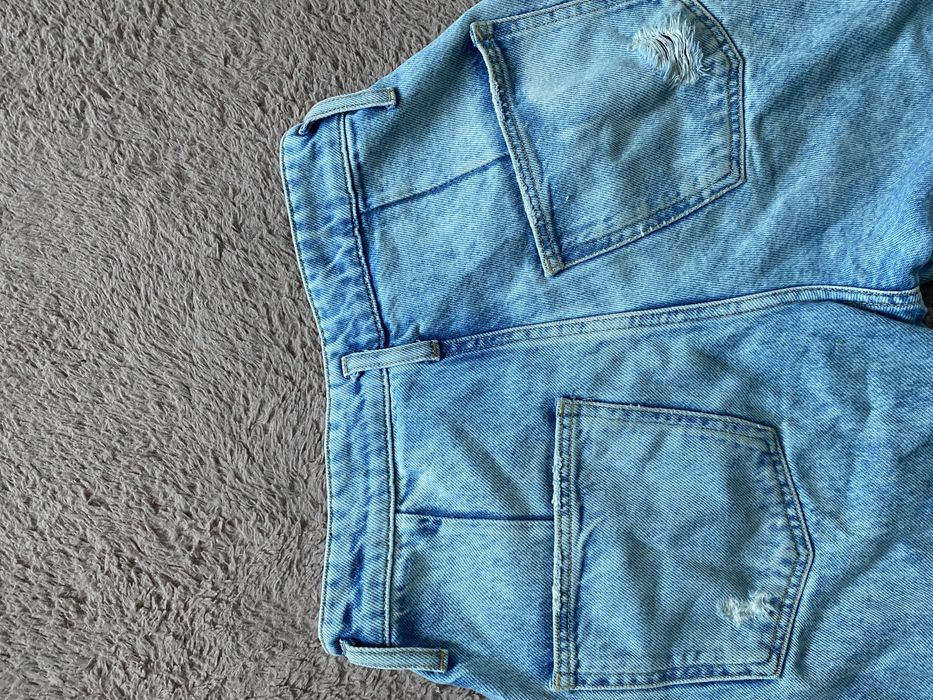 Dżinsy boyfriend Bershka 36