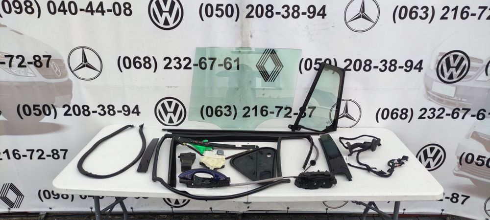 Комплектуючі дверей Golf 7 ручка 5g4971693t