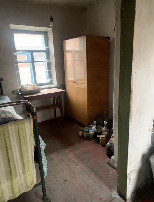 Продам будинок поряд з містом !