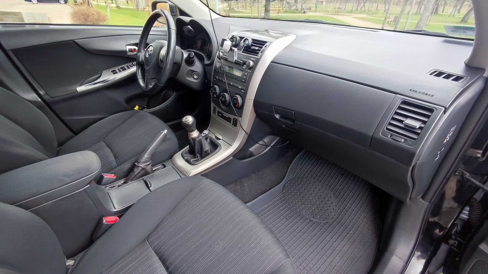 Toyota Corolla 1.6 Luna, benzyna, 2008 r.