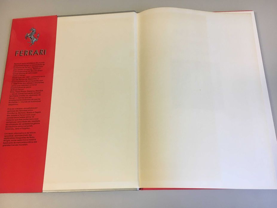 Livro de história automóvel Ferrari: o eterno mito do cavalo rompante