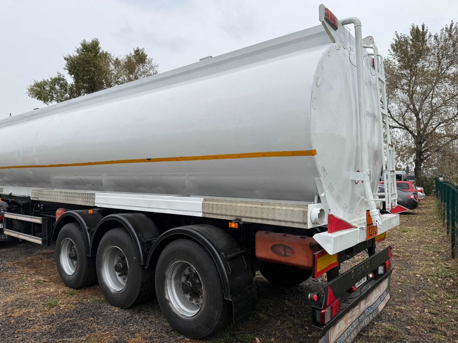 Продаж бензовоза