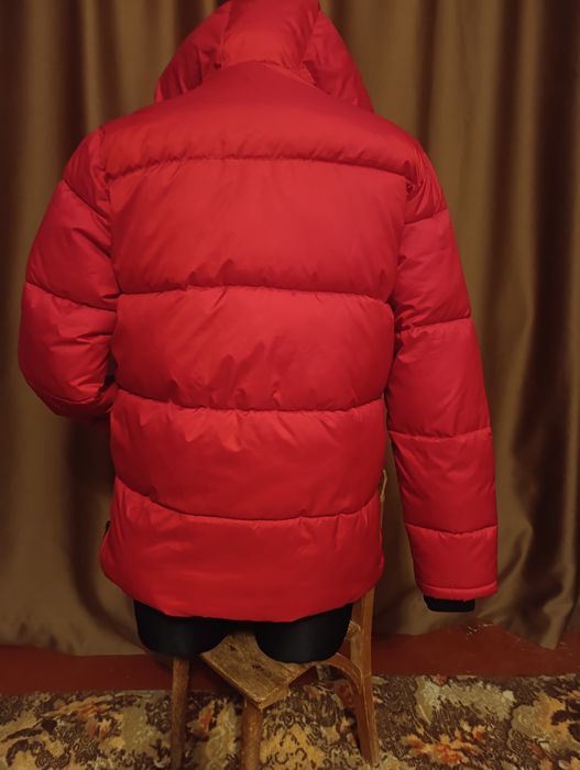 пуховик zara в отличном состоянии