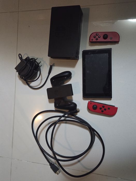Nintendo Switch em caixa
