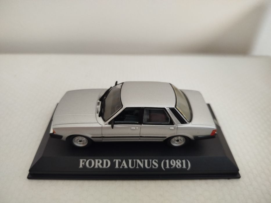 Miniatura Ford Taunus 1/43 Nova