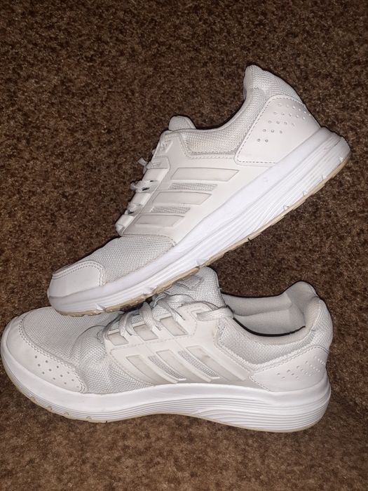 Кросівки Adidas жіночі