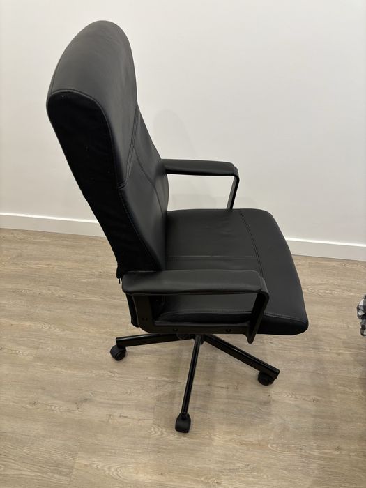 Cadeira de escritório ajustável