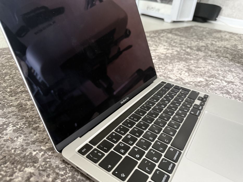 MacBook Pro 13” M2 512GB 2022