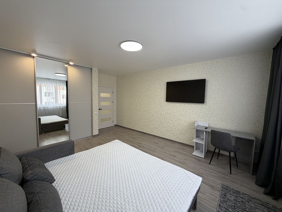 ПЕРША ЗДАЧА! Оренда 2-кім новобудови вул.Героїв Крут + ГАРАЖ