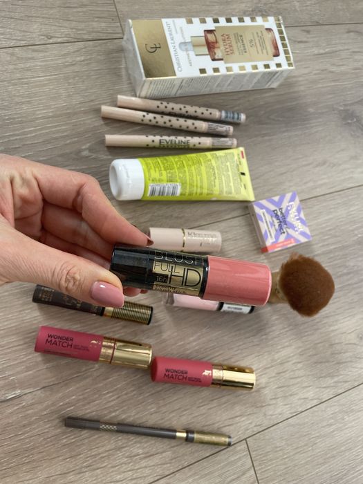 Zestaw kosmetyków Eveline Christian Laurent serum róż peeling Nowe