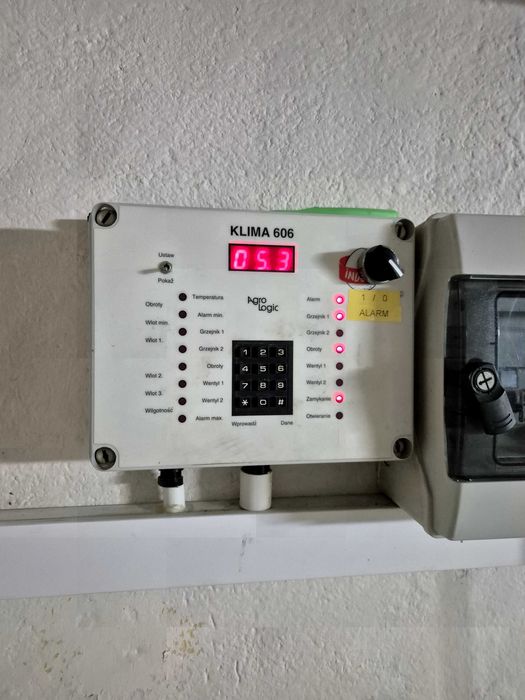 Sterowniki klimatu. Regulacja klimatem i wentylacją drób trzoda