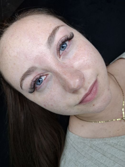 Przedłużanie rzęs | Wolne terminy na grudzień!