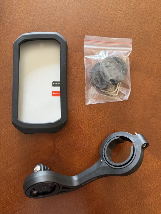 Excelente Kit completo Garmin Edge 1050: capa silicone, filme hydrogel, suporte XL