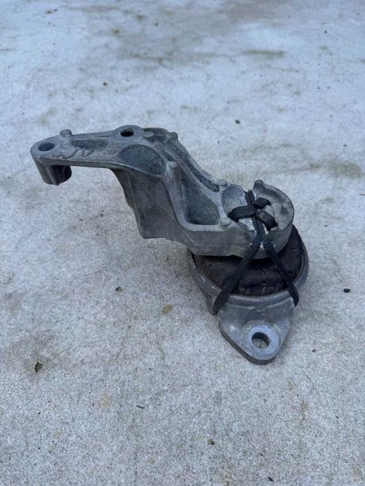 Подушка двигуна renault megan 3 1.9 Dci
