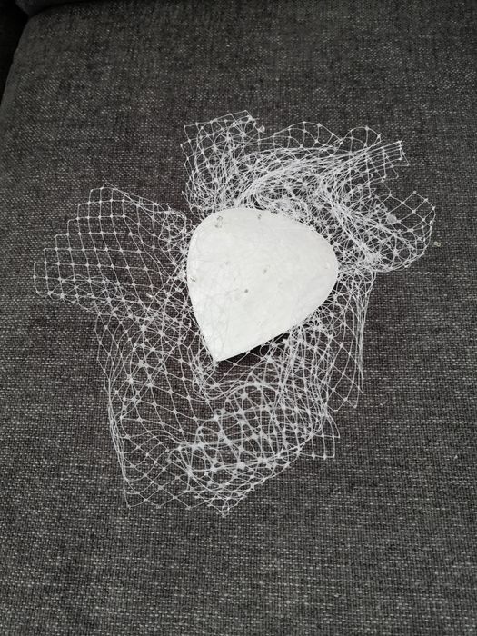 Nowy fascynator/woalka do ślubu