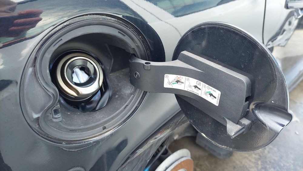 Tampa depósito combustível FORD Focus III Carrinha