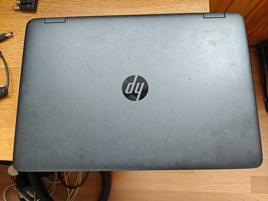 Лот з 4 неробочих ноутбуків. На запчастини або відновлення.