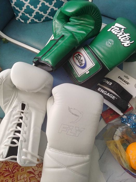 Рукавиці Fly + Fairtex BGV5. Новорічний сет за подвійною знижкою!