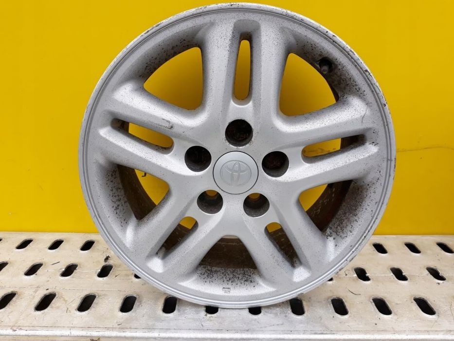 felga aluminiowa toyota awensis corolla 16