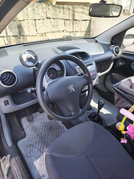 Peugeot 107 1.0 gasolina de 2006