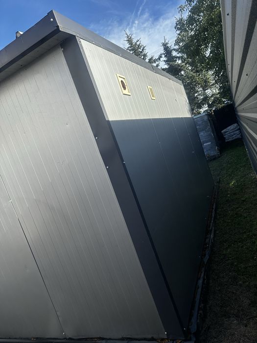 Pawilon z płyty warstwowej 30 m² – klimatyzacja – szybki montaż i demontaż