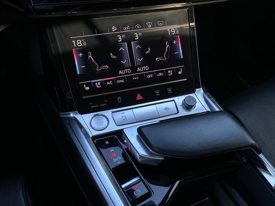 Audi E-Tron №3336 (ВНЕСОК від 15%) Альянс Авто Кривий Ріг