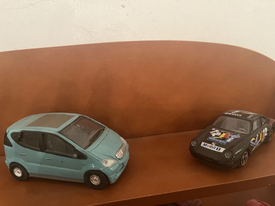 Coleção de carrinhos + expositor