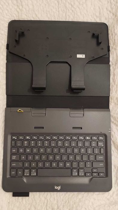 Teclado/case Bluetooth® universal para Tablet 9-10