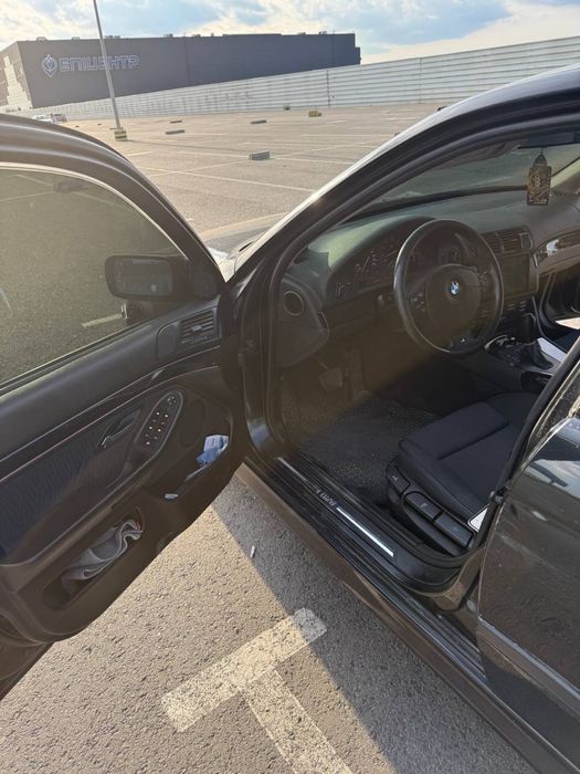 Продам BMW E39 2.0