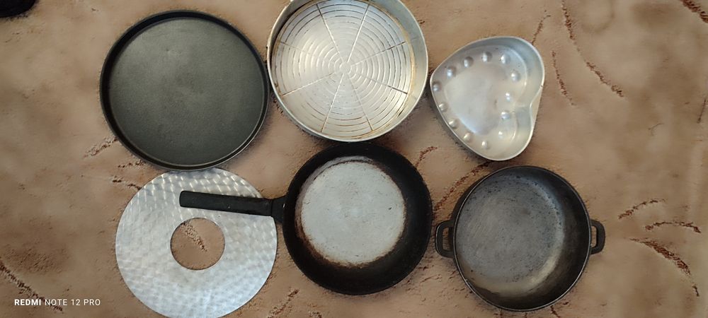 кухонні ножі вилки