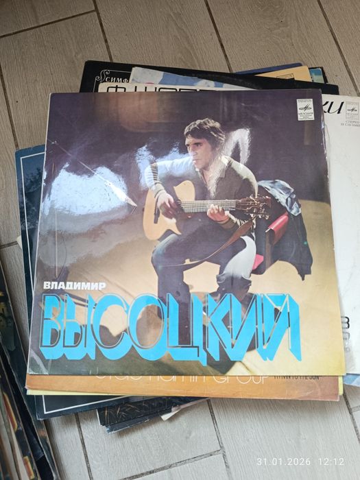 Платівки. Пластинки. Різні виконавці. Казки.: 100 грн. - CD / DVD
