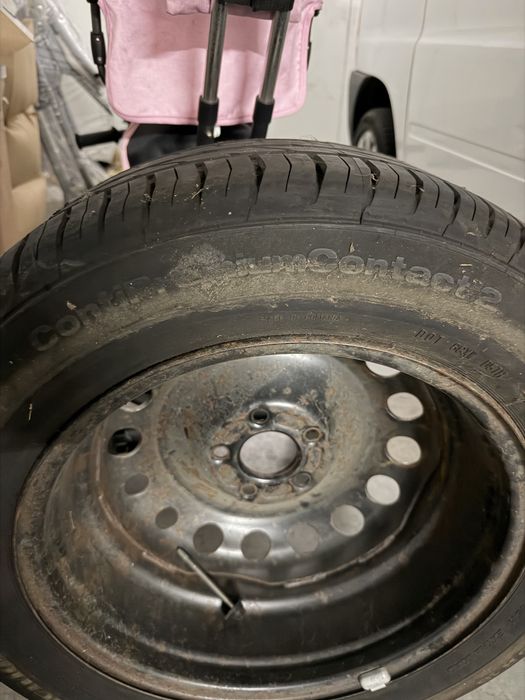 Pneu carro continental premium contact2