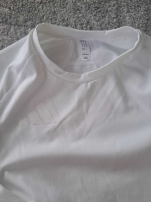 Koszulka adidas 2XS nowa