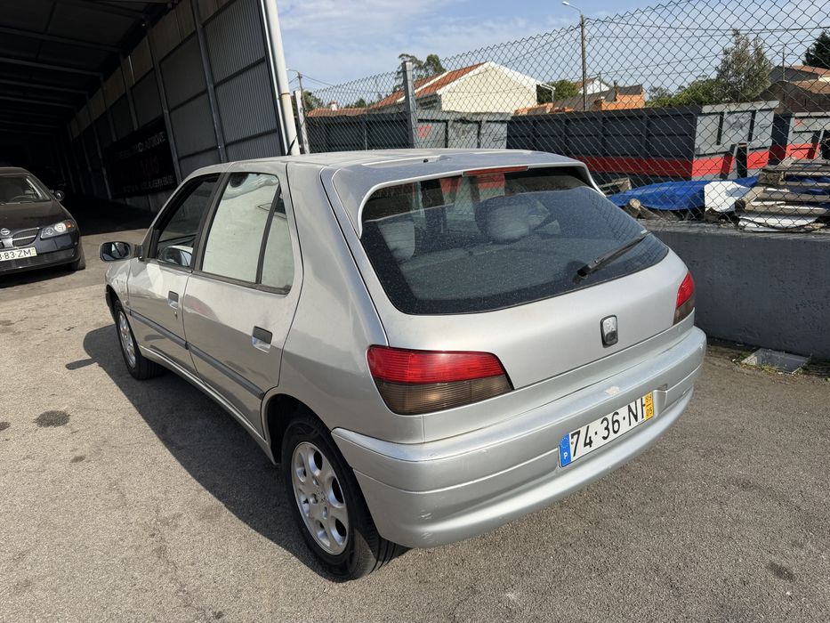 Peugeot 306 1.4i 75CV