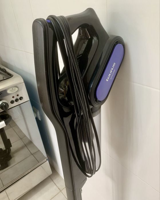 Aspirador Vertical Taurus