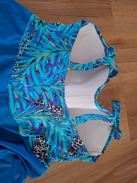 Strój kąpielowy 48