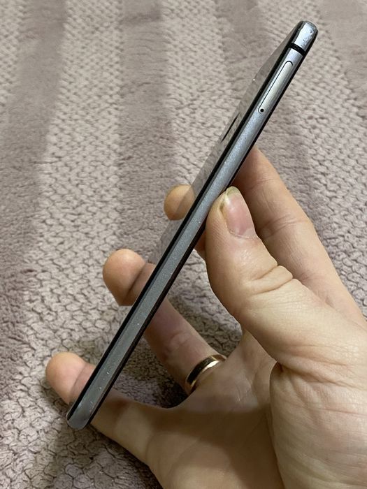 Телефон Huawei P10 lite 4/32gb