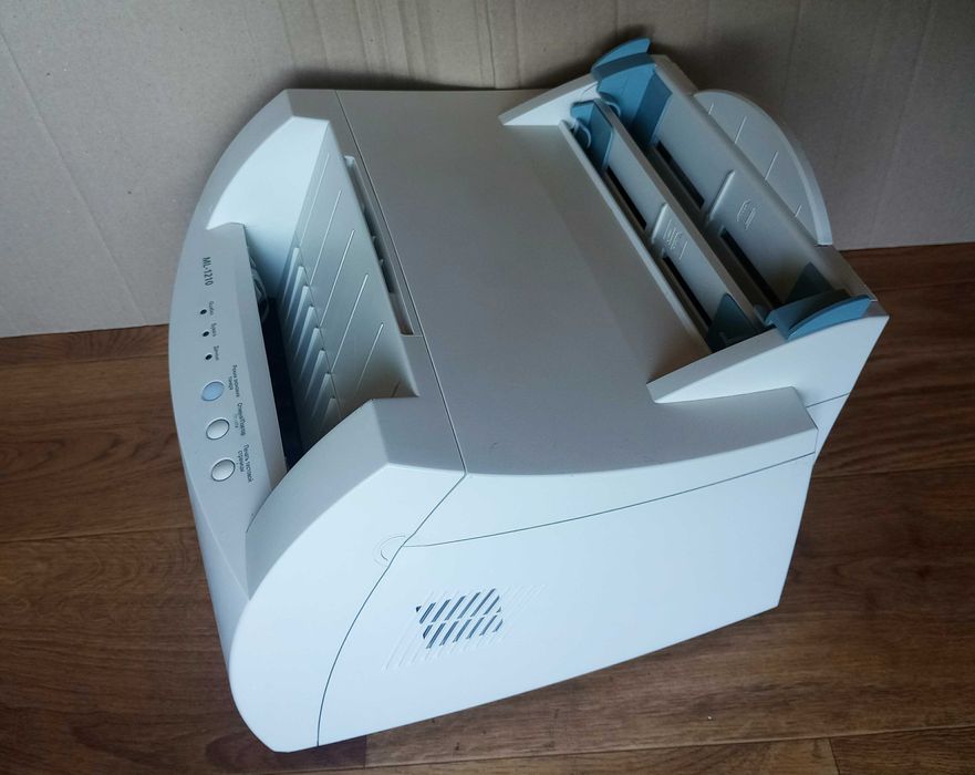 Продам лазерный принтер Samsung ml 1210