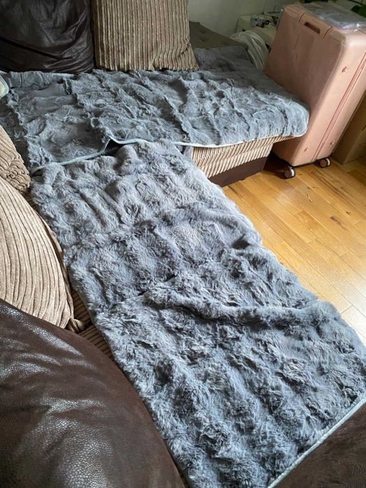 Pokrowiec na sofę, narzuta, antypoślizgowy, mata na sofę kanapę  NOWA