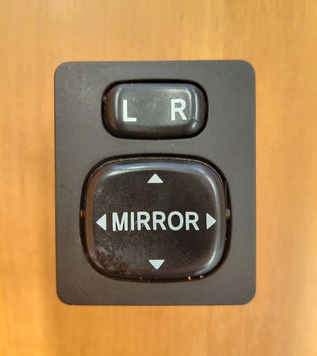 Блок керування дзеркал Тойота