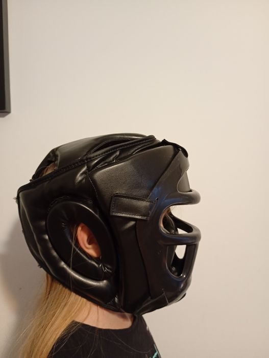 Kask karate  z ochraniaczami