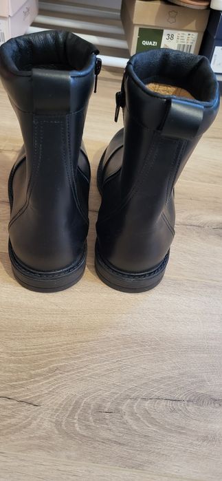 Buty botki skórzane policyjne 40