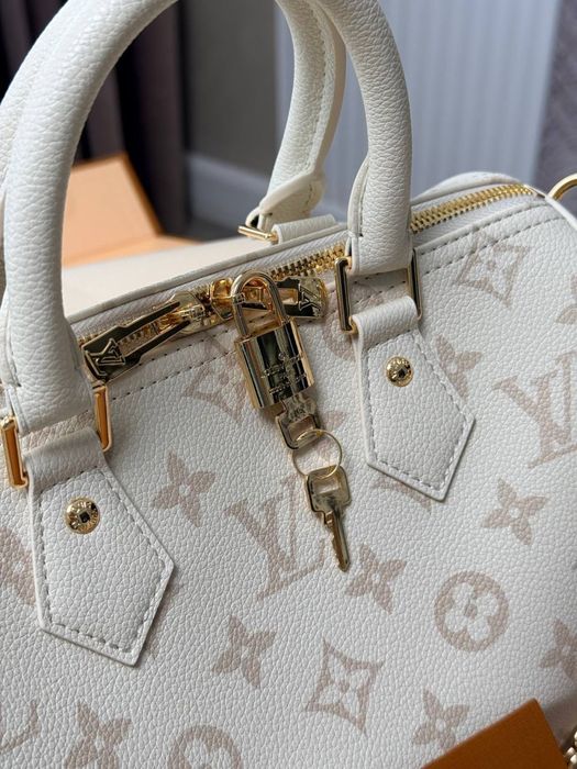 Torebka Louis Vuitton speedy crema white