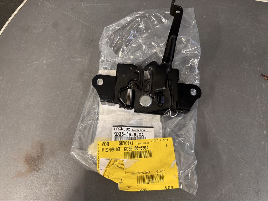 MAZDA CX-5 12-15 zamek maski nowy oryginal