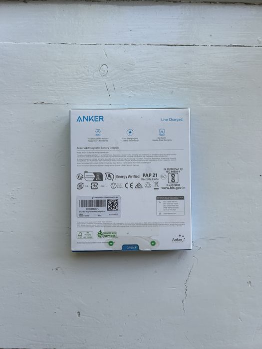 Павербанк Anker Magsafe